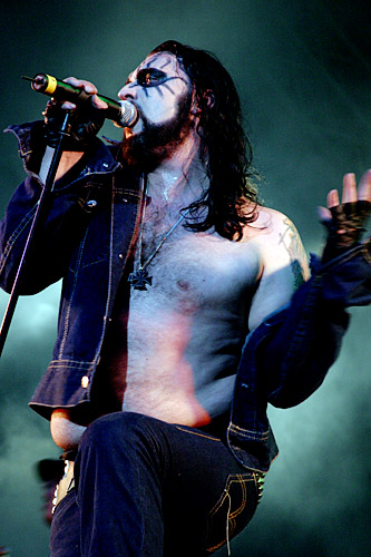 2004-06-05 - Turbonegro at Rock Im Park, Nürnberg