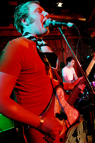 2004-07-09 - Love Is All från Peace & Love, Borlänge