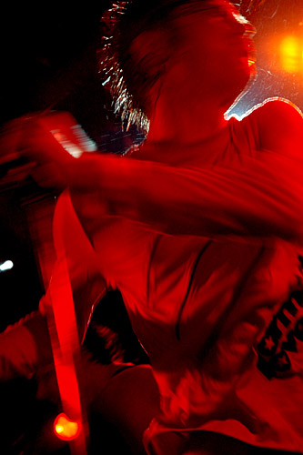 2004-10-03 - The (International) Noise Conspiracy at Debaser Slussen, Stockholm