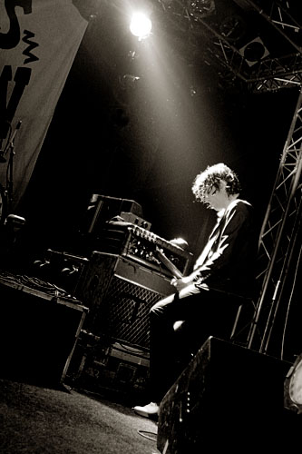 2005-04-29 - Blues Explosion at Sticky Fingers, Göteborg