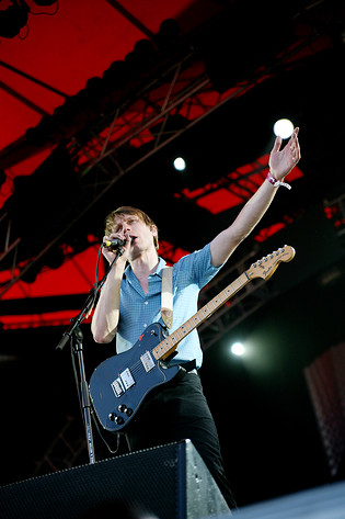 2006-07-02 - Franz Ferdinand från Roskildefestivalen, Roskilde