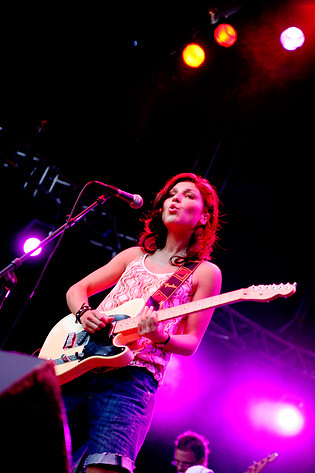 2006-07-07 - Laleh at Peace & Love, Borlänge