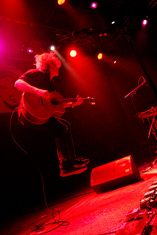 2006-11-04 - Johnossi at Debaser Medis, Stockholm
