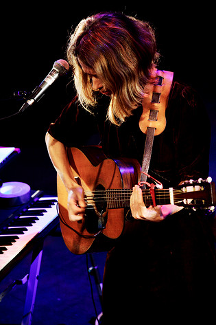 2006-12-02 - Juana Molina från Södra Teatern, Stockholm