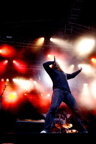 2007-06-27 - Unearth at Hovefestivalen, Arendal