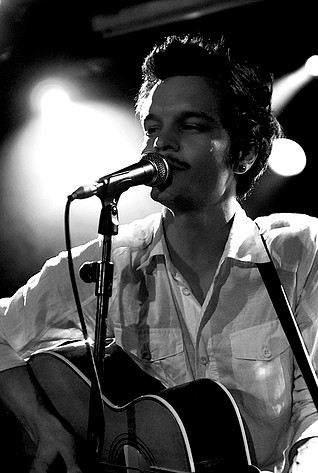 2007-08-18 - The Tallest Man On Earth at Debaser Slussen, Stockholm