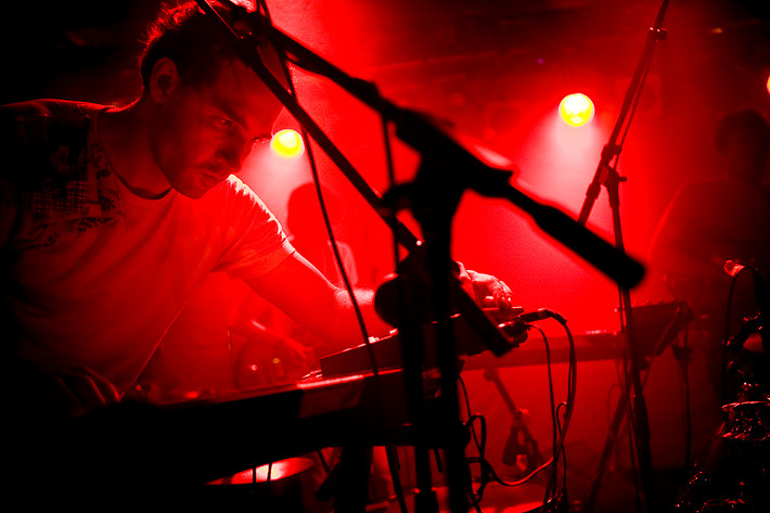 2007-12-14 - Caribou från Debaser Slussen, Stockholm