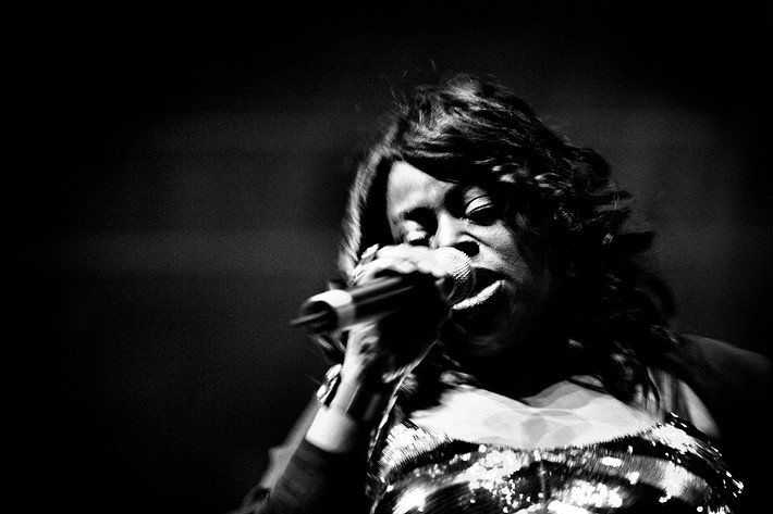 2008-02-06 - Angie Stone at Berns, Stockholm