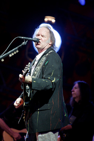 2008-07-05 - Neil Young från Roskildefestivalen, Roskilde