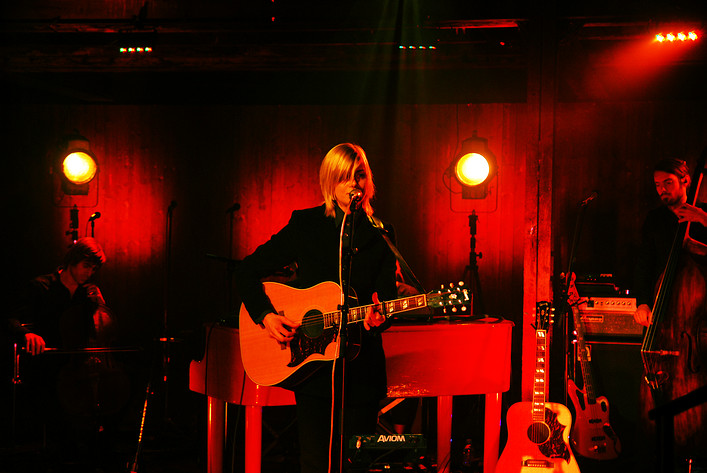 2008-12-08 - Anna Ternheim från Orionteatern, Stockholm