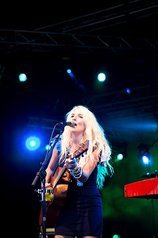 2009-06-27 - Jonna Lee at Peace & Love, Borlänge