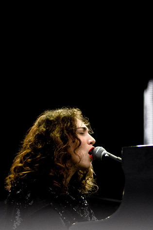 2009-07-09 - Regina Spektor från Hultsfredsfestivalen, Hultsfred