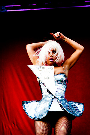 2009-08-02 - Lady Gaga från Gröna Lund, Stockholm