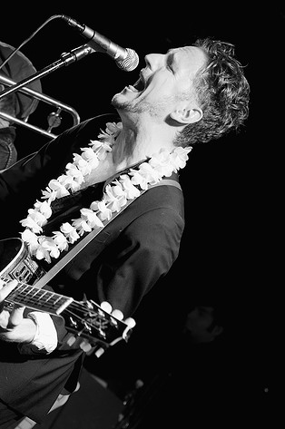 2009-09-30 - Moneybrother at Katalin, Uppsala