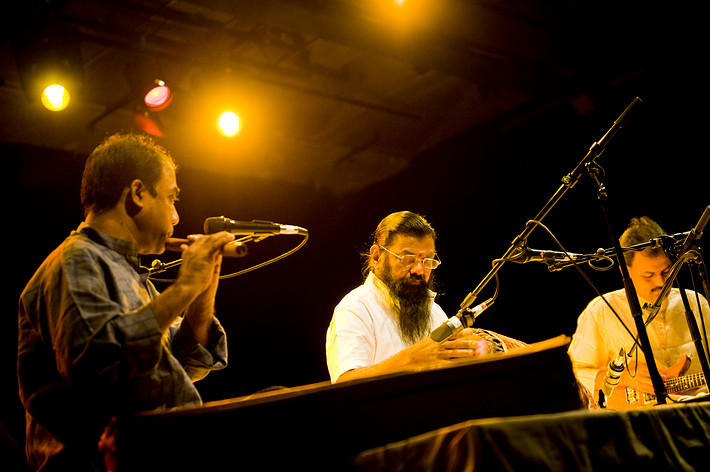 2009-10-01 - Karaikudi R Mani & Sruthi Laya från Kulturhuset, Stockholm