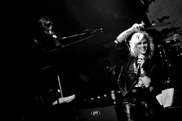 2009-11-17 - The Sounds från Melkweg, Amsterdam