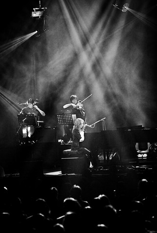 2009-12-11 - Regina Spektor at Lisebergshallen, Göteborg
