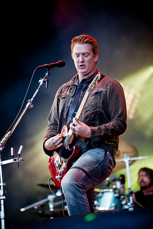 2010-07-01 - Them Crooked Vultures at Peace & Love, Borlänge