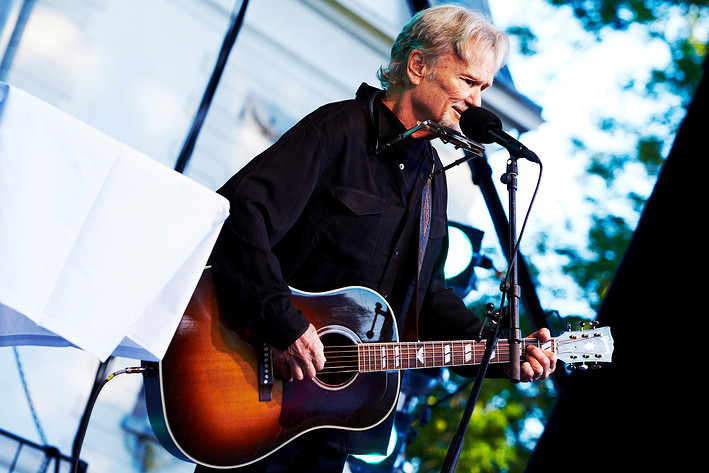 2010-07-07 - Kris Kristofferson at Kronovalls Vinslott, Tomelilla