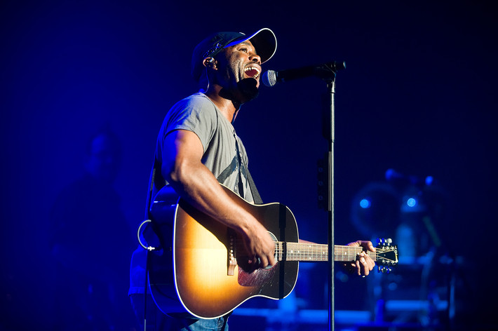 2011-08-24 - Darius Rucker at Cirkus, Stockholm