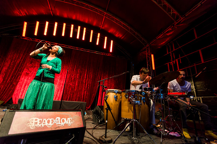 2012-06-30 - Miriam Aida från Peace & Love, Borlänge