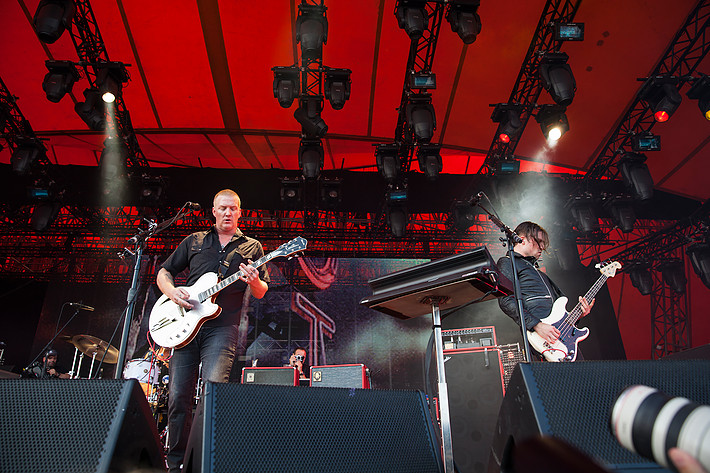 2013-07-07 - Queens Of The Stone Age at Roskildefestivalen, Roskilde