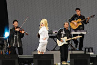 2008-06-13 - Dolly Parton at Stockholm Stadion, Stockholm